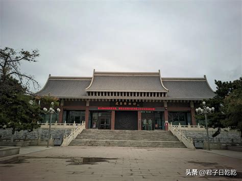  Het Liaoyang Museum: Een Tocht Door de Tijd en Cultuur van Liaoyang!